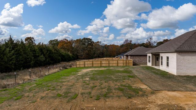 21 Lewis Loop, Greenbrier, AR 72058