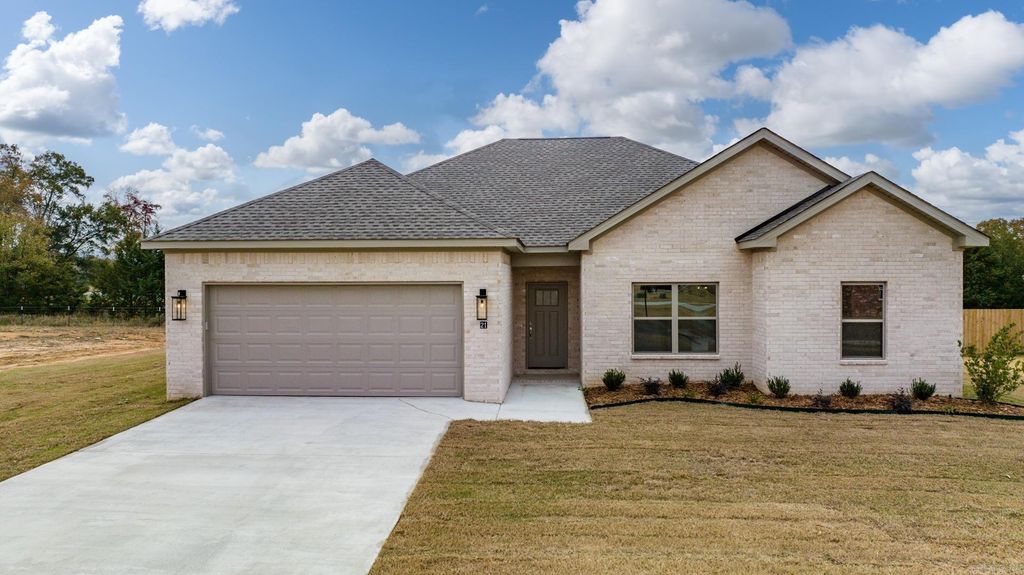 21 Lewis Loop, Greenbrier, AR 72058