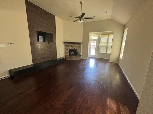 8163 Little Scarlet Street, Conroe, TX 77385