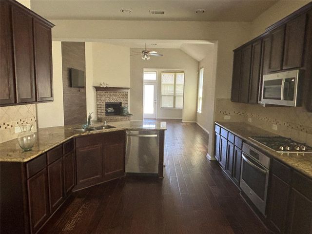 8163 Little Scarlet Street, Conroe, TX 77385