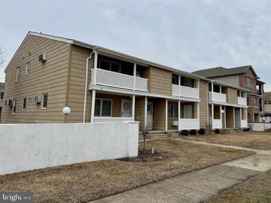 Image 1 of property listing at 313 W BRIGANTINE AVE #8, Brigantine, NJ 08203