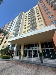 18800 NE 29th Ave 329, Aventura, FL 33180
