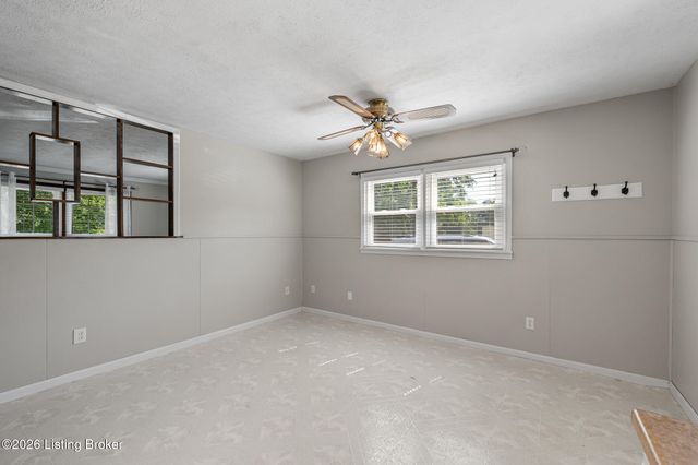 5006 Marjorie Dr, Louisville, KY 40229