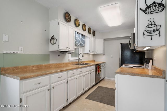 5006 Marjorie Dr, Louisville, KY 40229