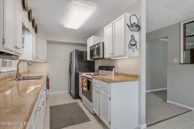 5006 Marjorie Dr, Louisville, KY 40229