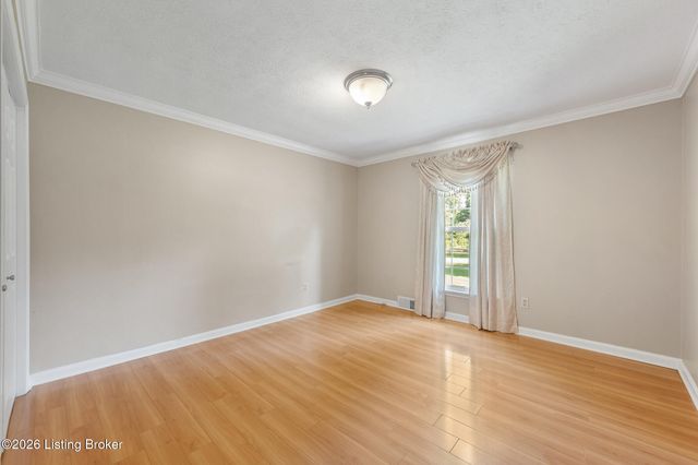 5006 Marjorie Dr, Louisville, KY 40229
