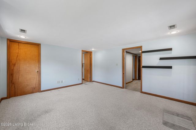 5006 Marjorie Dr, Louisville, KY 40229