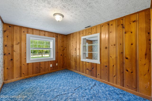 5006 Marjorie Dr, Louisville, KY 40229