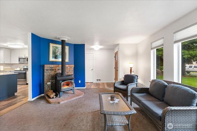 12025 220th Avenue Ct E, Bonney Lake, WA 98391