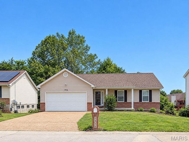 1916 Iditarod Trail, Festus, MO 63028