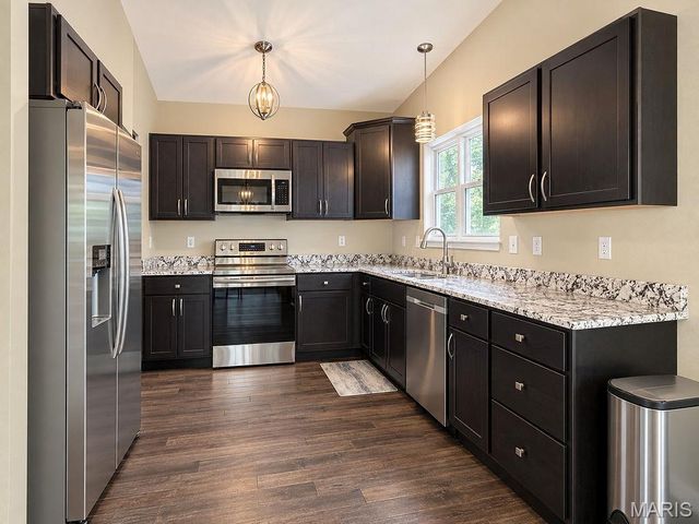 1916 Iditarod Trail, Festus, MO 63028