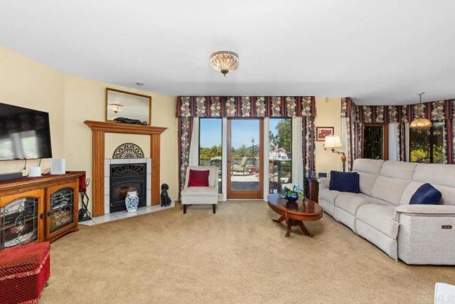 2394 Vista Grande, Vista, CA 92084