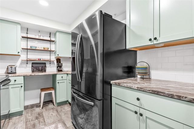 255 DOLPHIN POINT 407, Clearwater Beach, FL 33767