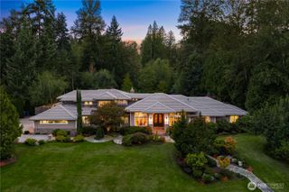 24733 SE Windsor Boulevard, Sammamish, WA 98074