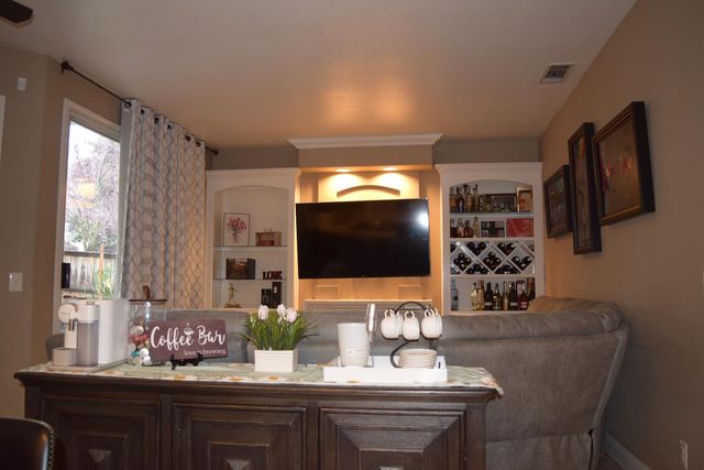 3593 Shadowbrook Dr, Stockton, CA 95219