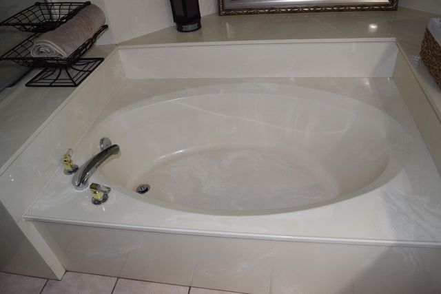 3593 Shadowbrook Dr, Stockton, CA 95219