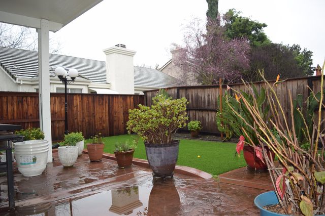 3593 Shadowbrook Dr, Stockton, CA 95219