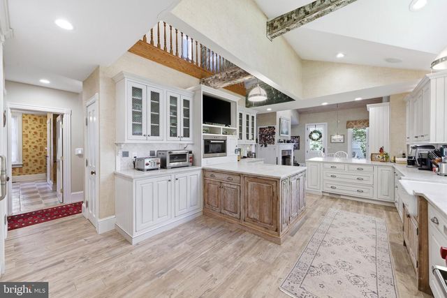 406 WASHINGTON AVE, Haddonfield, NJ 08033