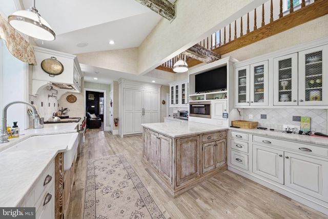 406 WASHINGTON AVE, Haddonfield, NJ 08033