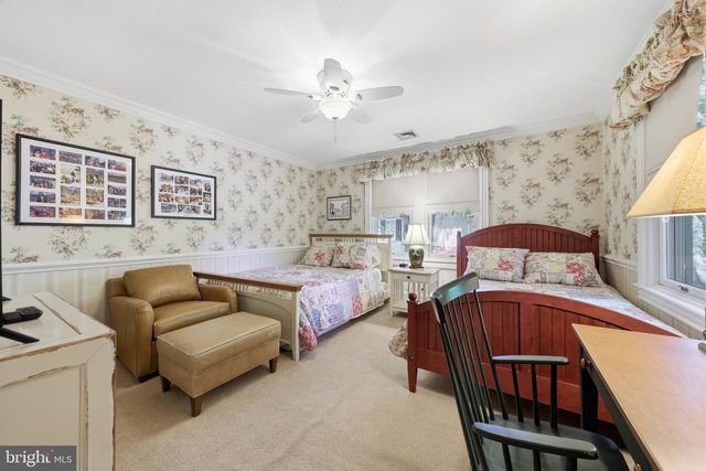 406 WASHINGTON AVE, Haddonfield, NJ 08033