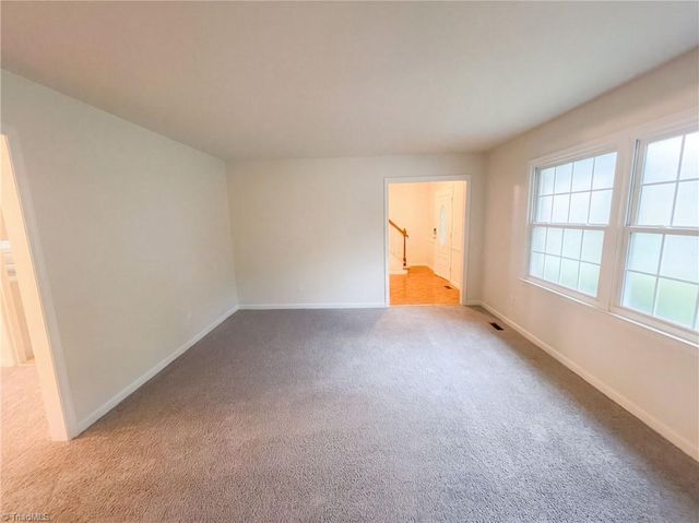 812 Pineburr Road, Jamestown, NC 27282