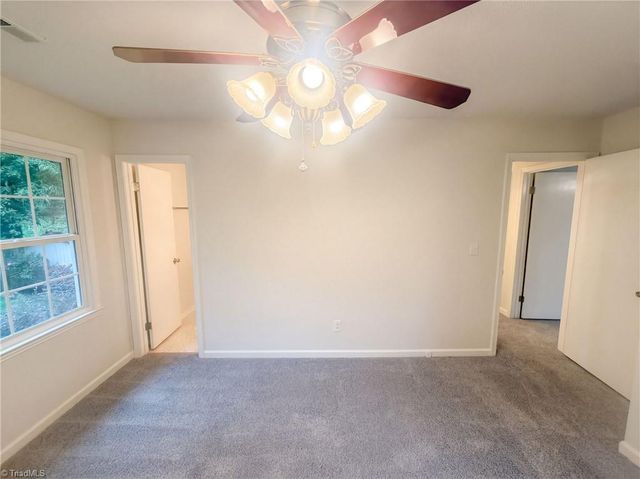 812 Pineburr Road, Jamestown, NC 27282