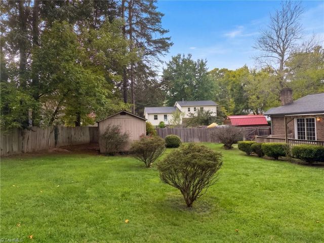 812 Pineburr Road, Jamestown, NC 27282
