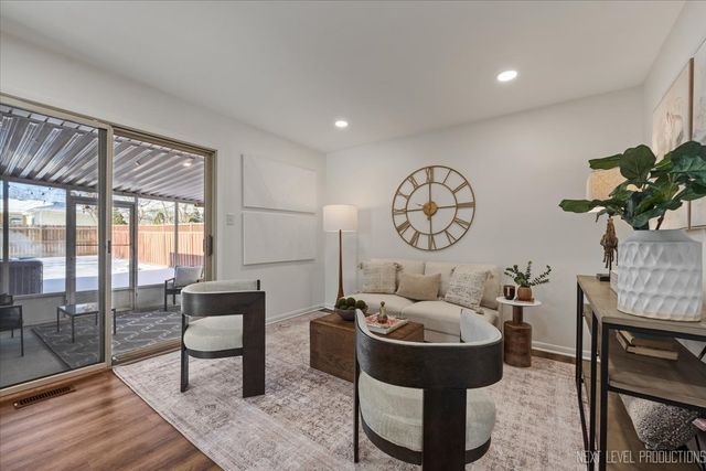 5436 Blodgett Avenue, Downers Grove, IL 60515