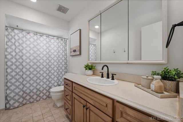 5436 Blodgett Avenue, Downers Grove, IL 60515