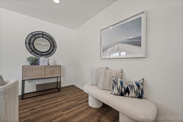 5436 Blodgett Avenue, Downers Grove, IL 60515