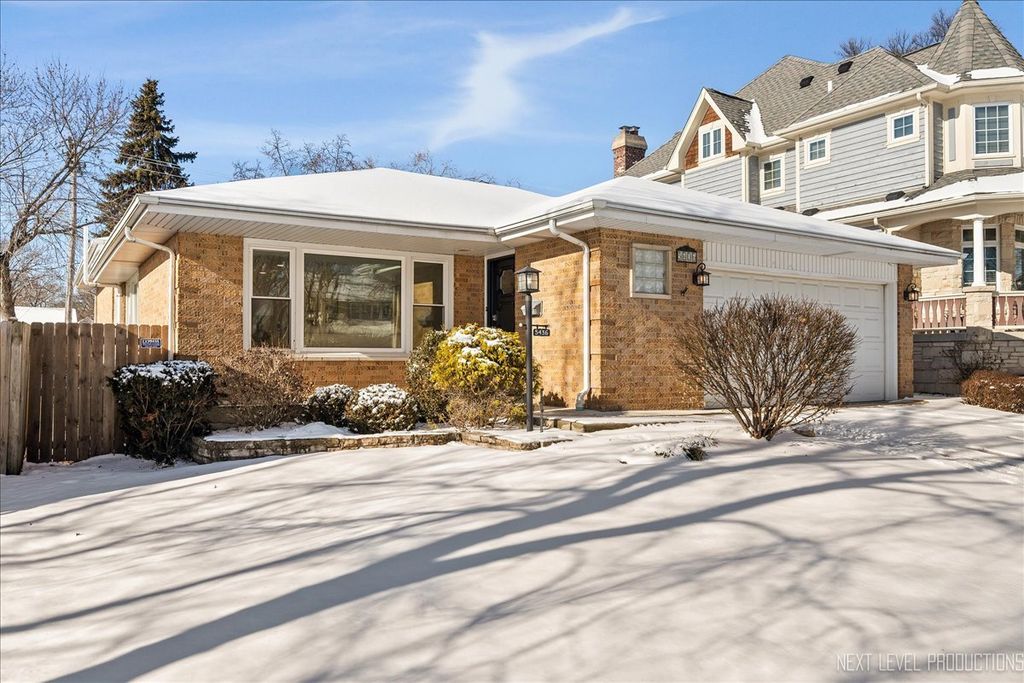 5436 Blodgett Avenue, Downers Grove, IL 60515