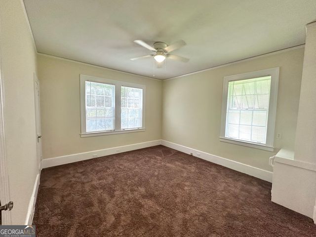 402 S 8th Avenue, Lanett, AL 36863