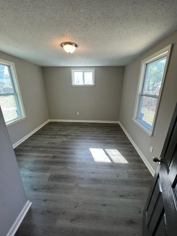 2892 DOUGLASS AVE, Memphis, TN 38114