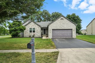 5614 Coneflower Drive, Grove City, OH 43123