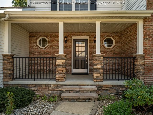 6 Hampton Road, Winfield, WV 25213