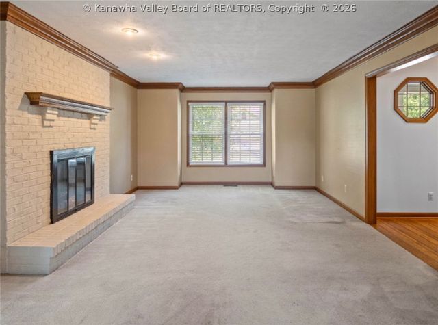 6 Hampton Road, Winfield, WV 25213