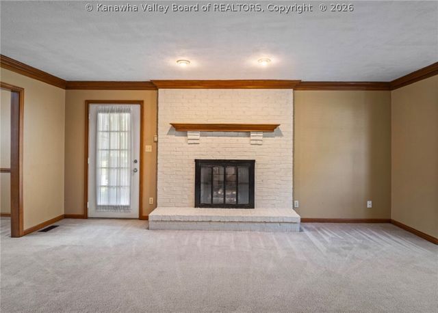 6 Hampton Road, Winfield, WV 25213