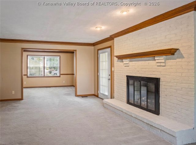 6 Hampton Road, Winfield, WV 25213