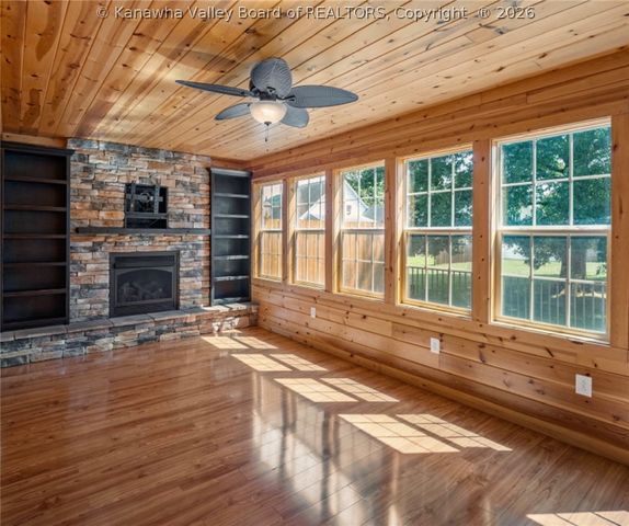 6 Hampton Road, Winfield, WV 25213