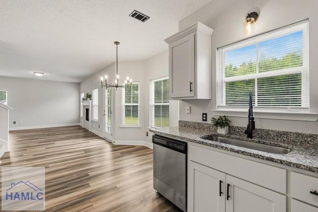 870 Meloney Drive, Hinesville, GA 31313