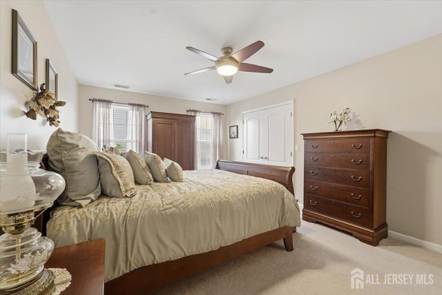 84 Draw Bridge Drive, Monroe, NJ 08831