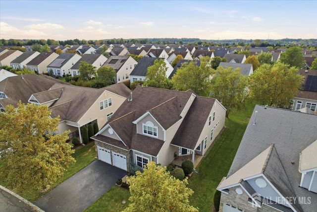 84 Draw Bridge Drive, Monroe, NJ 08831