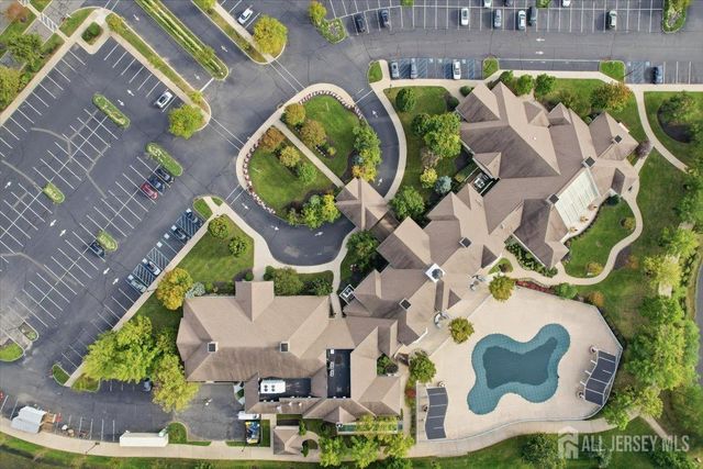 84 Draw Bridge Drive, Monroe, NJ 08831