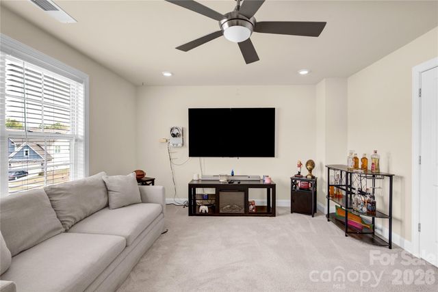 2104 Skybrook Oaks Drive, Huntersville, NC 28078