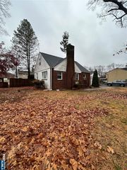 1529 7th Street, Piscataway, NJ 08854
