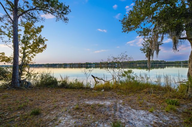 Lot 9 Holly Point Road, Freeport, FL 32439