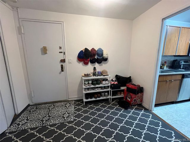 16 Lake Street 4E, White Plains, NY 10603