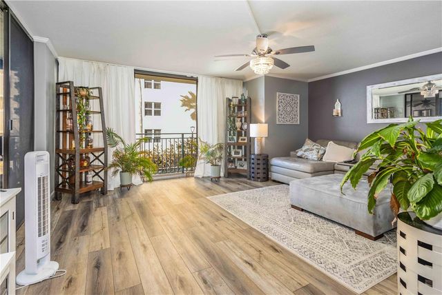 1390 GULF BOULEVARD 102, Clearwater, FL 33767