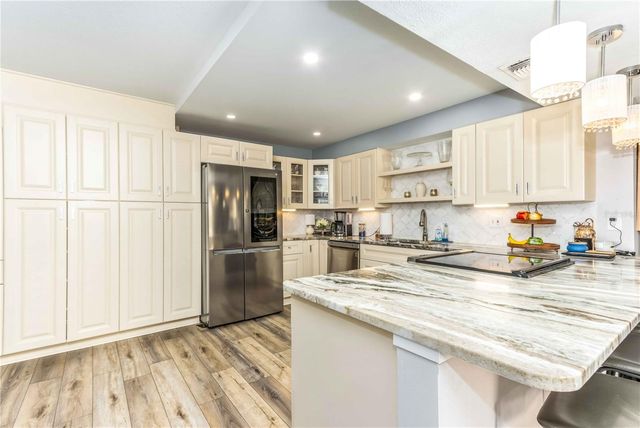 1390 GULF BOULEVARD 102, Clearwater, FL 33767