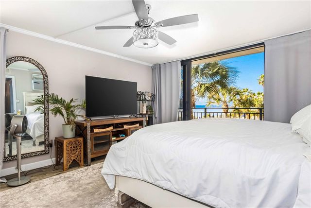 1390 GULF BOULEVARD 102, Clearwater, FL 33767